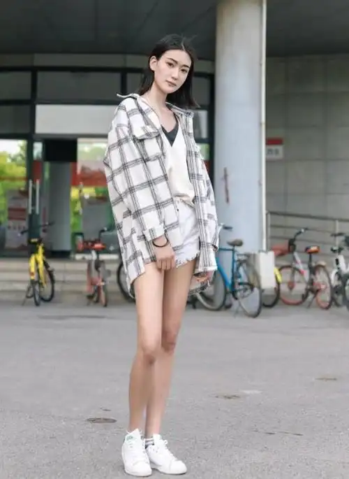 夏日清新格子穿搭,胖瘦都可以轻松驾驭,直接变成小仙女