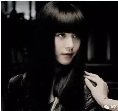 直男们快醒醒,比诸葛大力更纯欲的女神狗头来啦