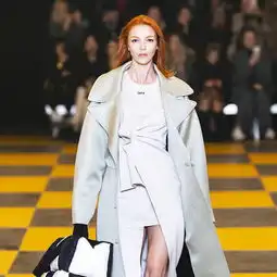 服饰风尚时尚笔记海报时尚网