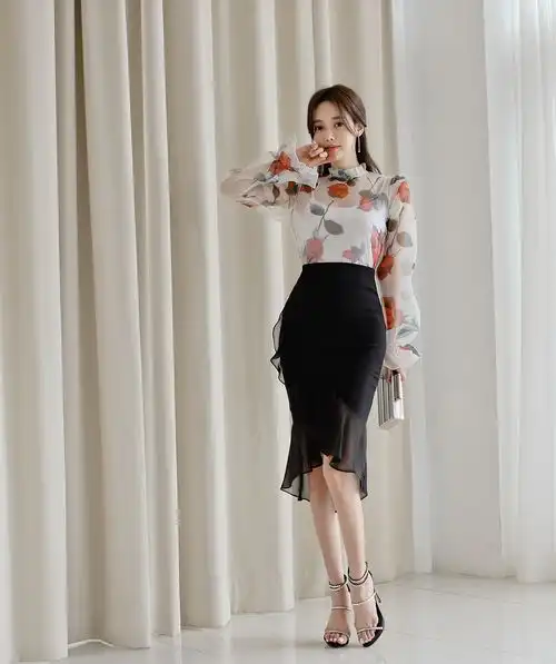 孙允珠精选第九十五期娇嗔烈焰玫瑰轻薄蚕丝古典裙