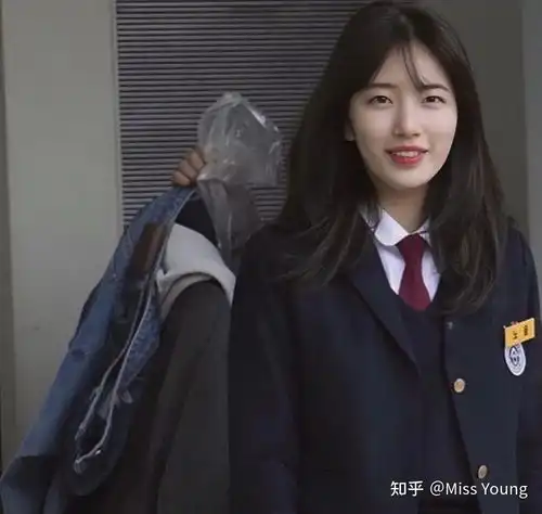 职场头像女气质真心朋友