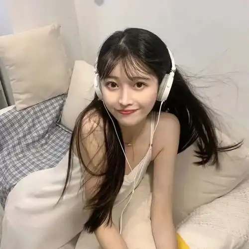 又纯又欲的女生头像