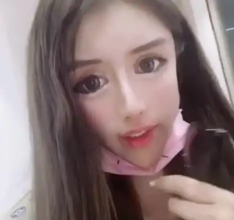 头像真人女13岁