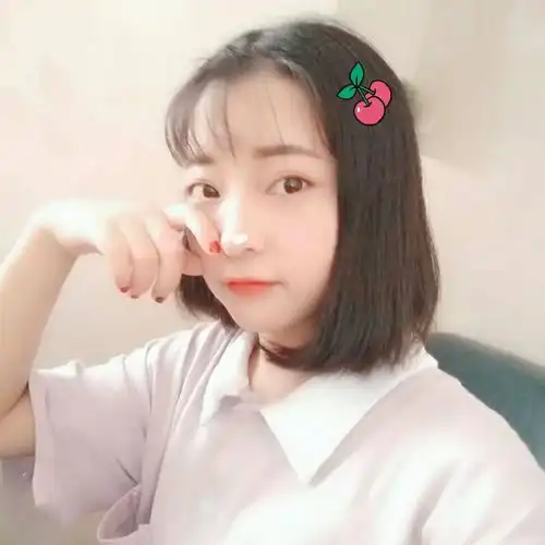 刘思,00后的小女生