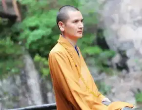 他拒绝做富二代女婿,出家成了中国最帅的和尚