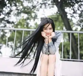 有人什么好看的女生qq头像吗