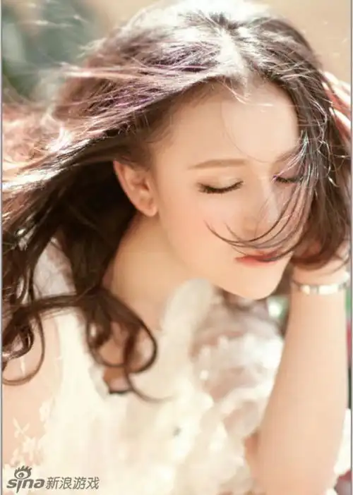 卖萌美女头像图片大全校