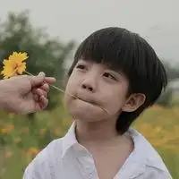 头像可爱女生小孩清新微信头像图片大全