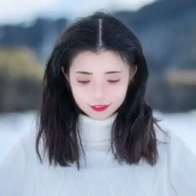 短头发女生头像霸气好看漂亮女生短头发图片