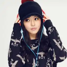 废柴女神王妍之大片发型尽显熟女魅力