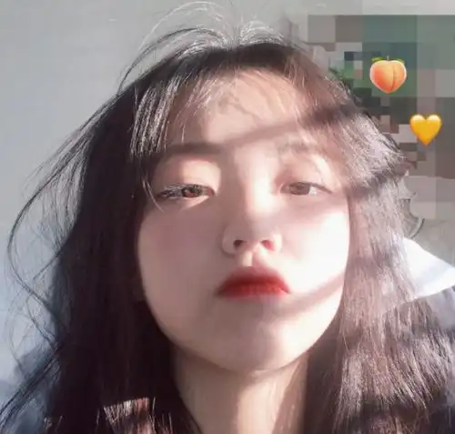 超丧女生头像抑郁症真人