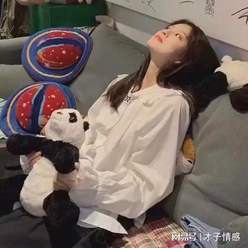 男人眼中女人最掉价的几种行为,占两个以上就不值钱了
