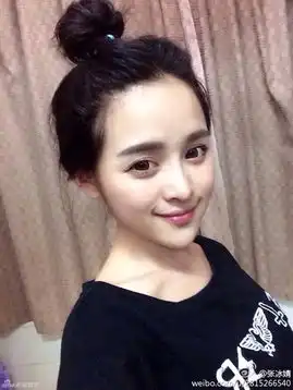 昌大校花张冰婧曝清纯照浓眉大眼爱卖萌