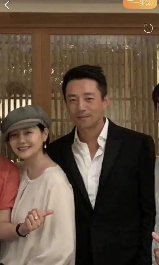 汪小菲两个月未见大s,在线想老婆,晒其近照大赞又漂亮了