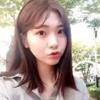 大学生头像女生图片大全微信头像图片大全