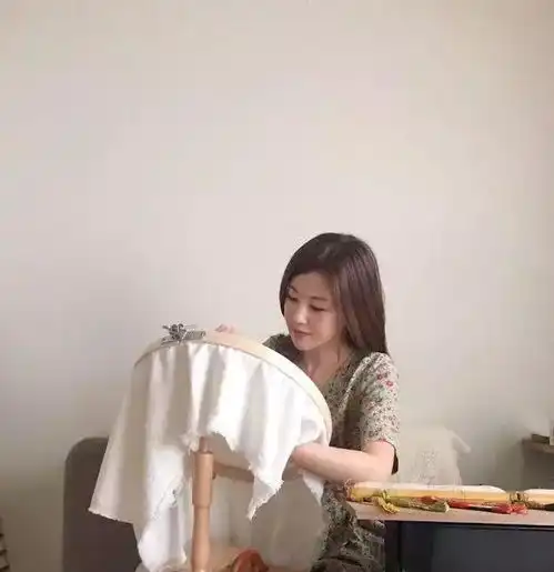 这个小姐姐做的东西谁都吃不胖,真正的秀色可餐