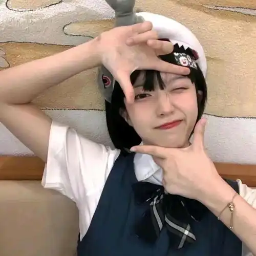 女头我热爱王源新的歌