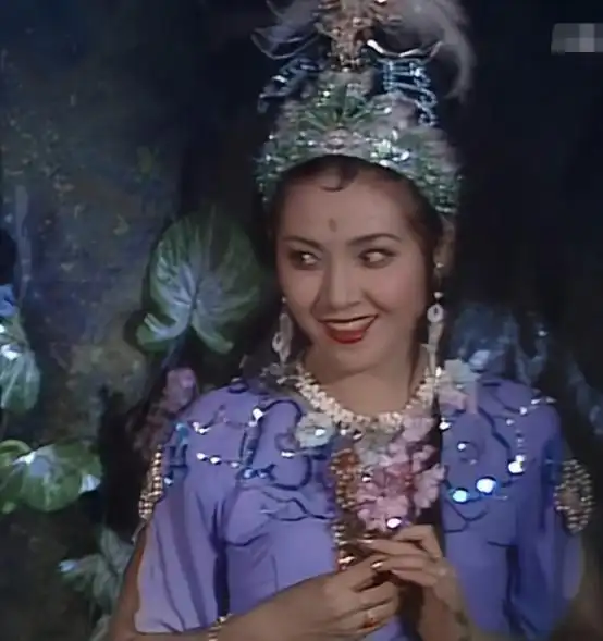 女佛头像唐僧