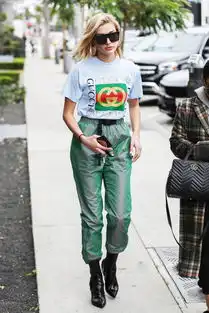 赢过傻脸娜成比伯新女友,和肯豆还是网红姐妹花的海狸不了解下