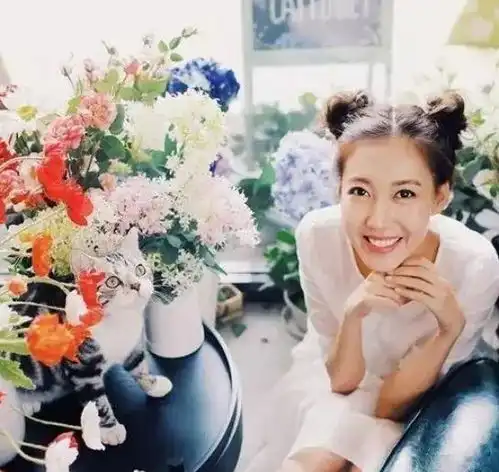 她被赞是最干净女星,拒绝苏有朋3次追求,今儿女双全家庭幸福