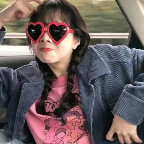 女头招桃花女生头像