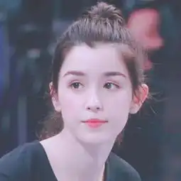 22岁敦煌仙女一炮而红,惊若游鸿自带仙气,热巴地位不稳了