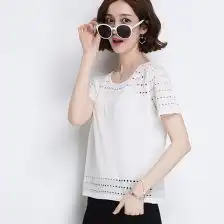 女式白色针织衫中袖