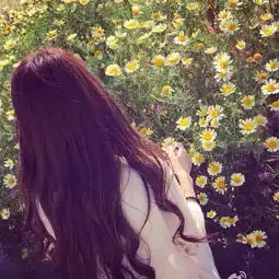女生头像甜美清纯可爱背