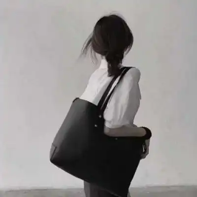 网易云热评我听过最温柔的一句话就是,我是不会让你带着情绪过夜的,你