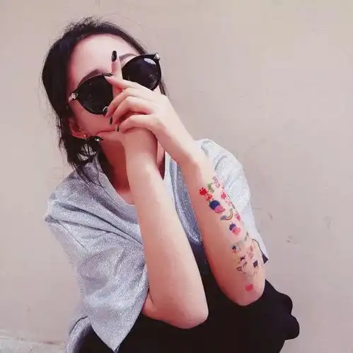 小猪佩奇文身贴检测出汞还有这种好看的文身更危险严重到皮肤溃烂