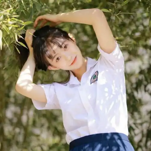 夏天就会油腻成钢丝刘海学会这5招让你清爽一夏