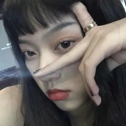 双子座的女生若喜欢你,会有这些表现,都是因为太爱你了