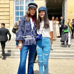 任达华真会养女儿14岁女儿五官精致腿长1米1,这颜值我跪了