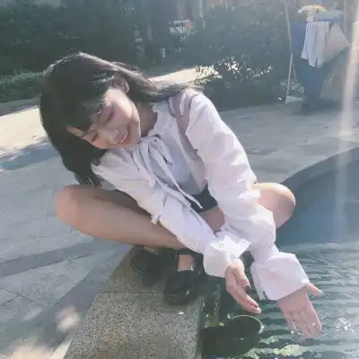 2023清新精致唯美女生图片