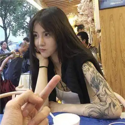 儿子像娘,金砖砌墙,女儿像老子,反穿皮袄子,你知道什么意思吗