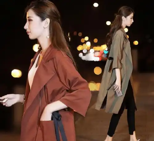 女人再不会打扮,也别打底裤配风衣瞧瞧下面女人穿的,真有气质