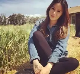 嫁入豪门8年生四胎,35岁阔太被宠成女神,黎姿闺蜜竟然比郭晶晶还幸福