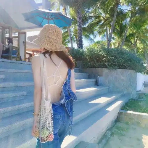 女生头像背影