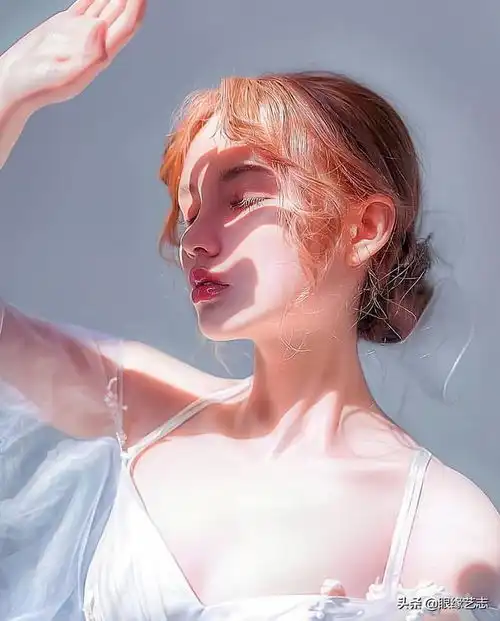 这样完美的女孩真的存在么超写实画家的超现实镜中世界