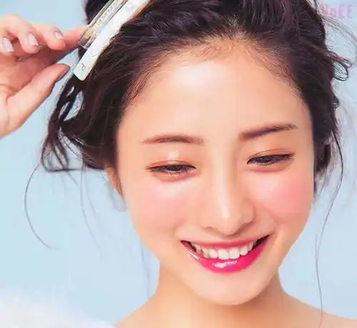 女生脸上这几样东西不能有,男生不敢和你搭讪难怪桃花运不好