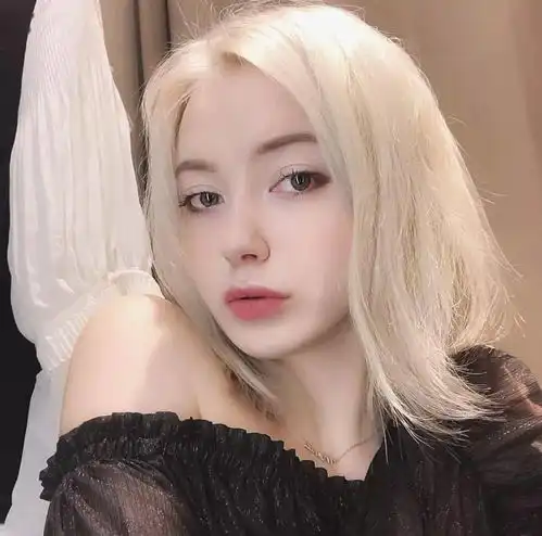 潮短发
