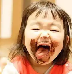 日本四岁小女孩因为她的丑萌红遍全世界,你可能不知道她是谁,但是你一定用过她的表情包