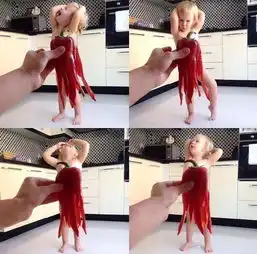 妈妈给女儿穿上蔬果洋装,超萌超有爱