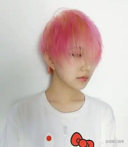 你有没有发现剪短发的女生越来越多了呢