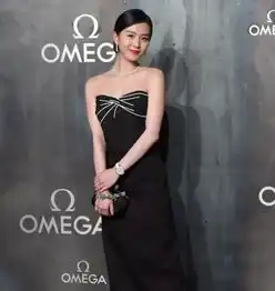 夏日大圆脸不要怕换个发型分分钟能变美