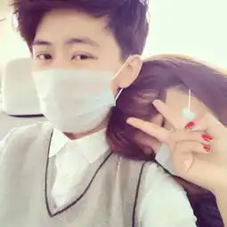 戴口罩的情侣头像,或者有没有跟这个相似的女生头像