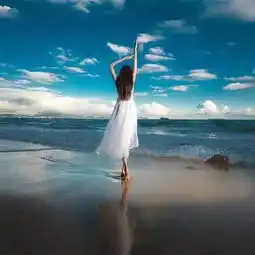 夕阳下的背影女生头像可爱的女孩