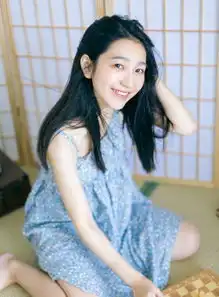 美女欣赏运动系清纯美女图片