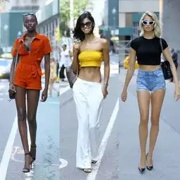 骑20万摩托车参加大秀面试这些时装周女孩有点狂