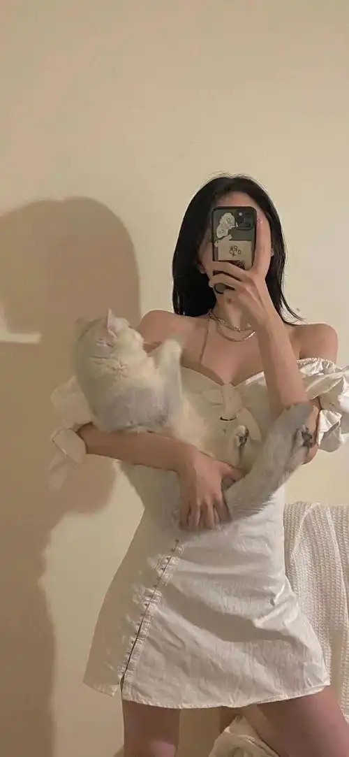 精选美女小姐姐壁纸,没心没肺快乐加倍